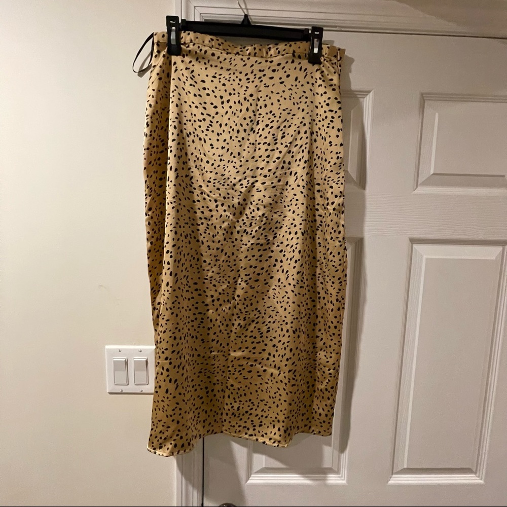 Forever 21 Satin Skirt